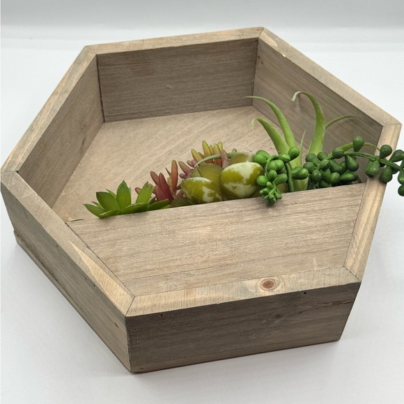 Succulent Artificial Arrangement Wood Wall Plantar Set - Picture 4 of 15